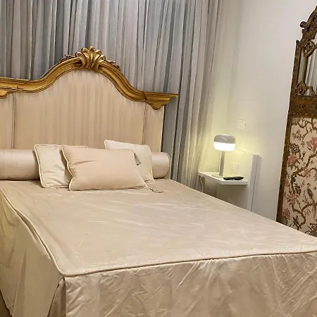 Piccolo Borgo Antico *